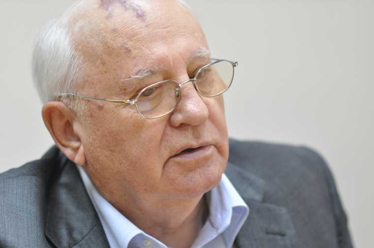 Михаил Горбачев протесты белоруссия