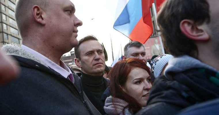 Песков об отравлении Навального