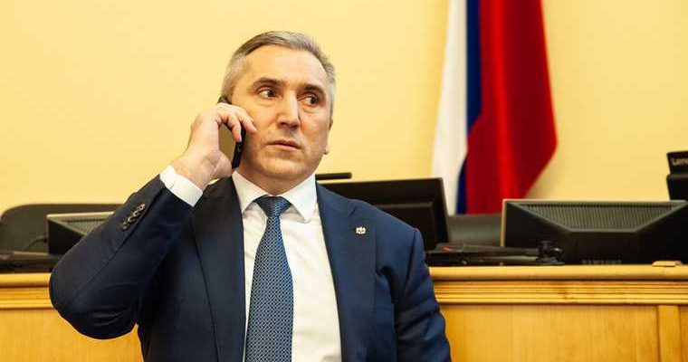 Помощник Путина прилетел в Тобольск