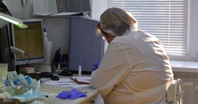 Новосибирск медсестра уволили заведующего издевались над детьми