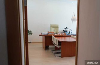 отставка мэр Среднеуральск Андрей Зашляпин перестановки города Свердловская область мэр