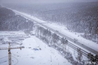перекрыли движение снег Свердловская область
