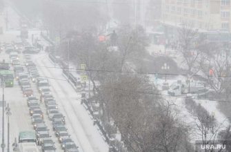 пробки снегопад Екатеринбург