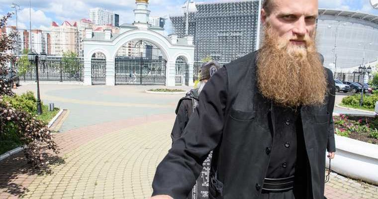 фото убийство Силуан ОМОН обыски среднеуральский монастырь отец Сергий