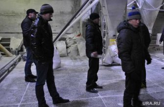 протестующие в Армении ворвались в здание правительства