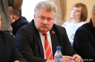 Область стала лидером по росту инфляции &mdash; коммунисты могут сменить главу &mdash; губернатор вмешался в конфликт между властями Шадринска и бизнесом &mdash; единороссы будут экономить на прессе &mdash; суд начал опрос свидетелей по делу бывшего вице-губернатора. Все самые интересные и важные новости Курганской области к утру 18 февраля &mdash; в обзоре URA.RU: