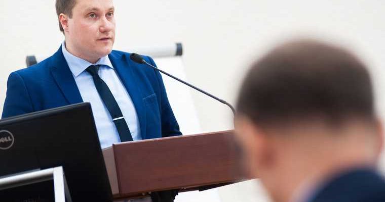 правительство Свердловская область перестановки новый министр Юрий Гущин