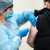 Роспотребнадзор оценил безопасность новой вакцины от коронавируса