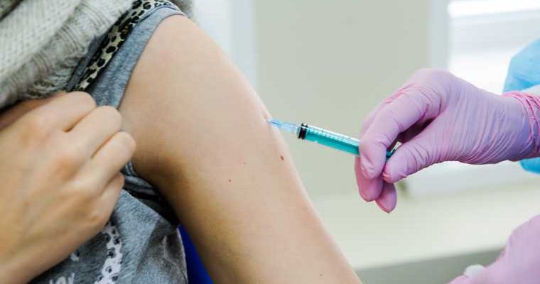 прививка вакцинация ковид как не заболеть
