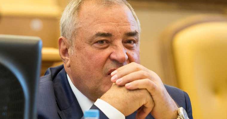 Сенатор ХМАО Юрий Важенин уход